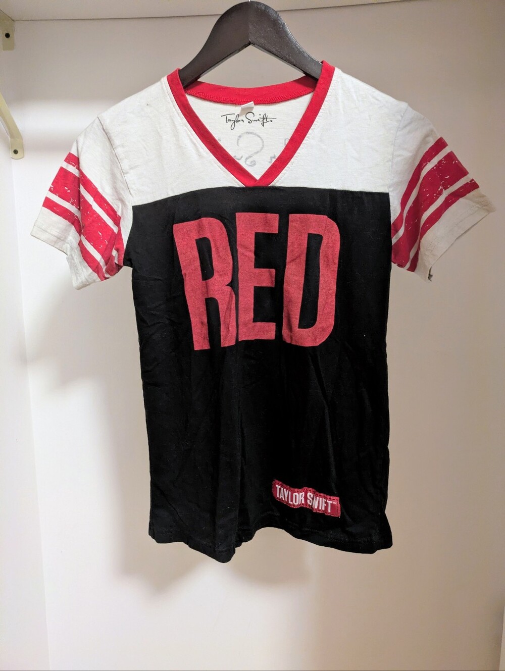 Authentic Taylor Swift RED Era Tour Football Jersey Tee Size Medium